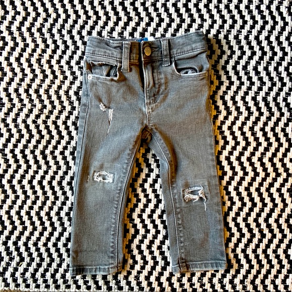 Old Navy Distressed Skinny Jeans Lot (Boy’s) - Picture 2 of 6